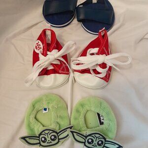 Build-A-Bear Workshop Set of 3 -Red Sneakers, Blue Sandals, Green Grogu Slippers